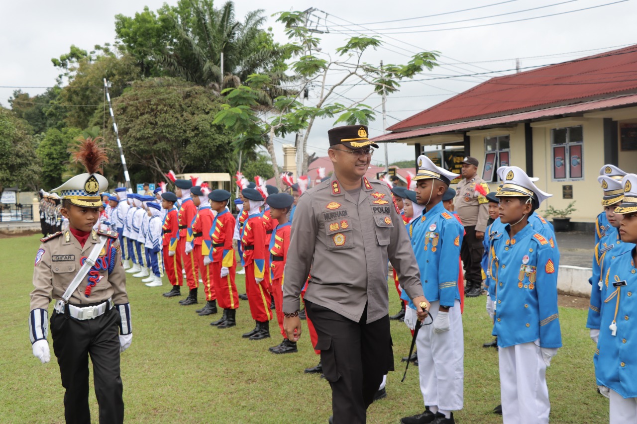 Kapolres pimpin upacara lomba PBB tingkat SD