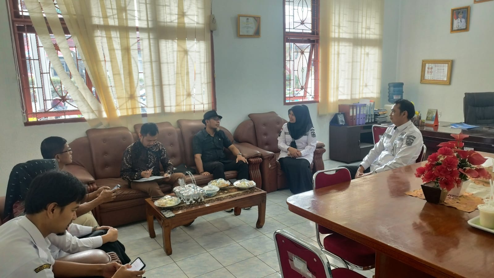Dinas Kominfo Kab. Solok Masuk 10 Besar Penilaian Keterbukaan Informasi Publik Oleh Komisi Informasi (KI) Sumatera Barat