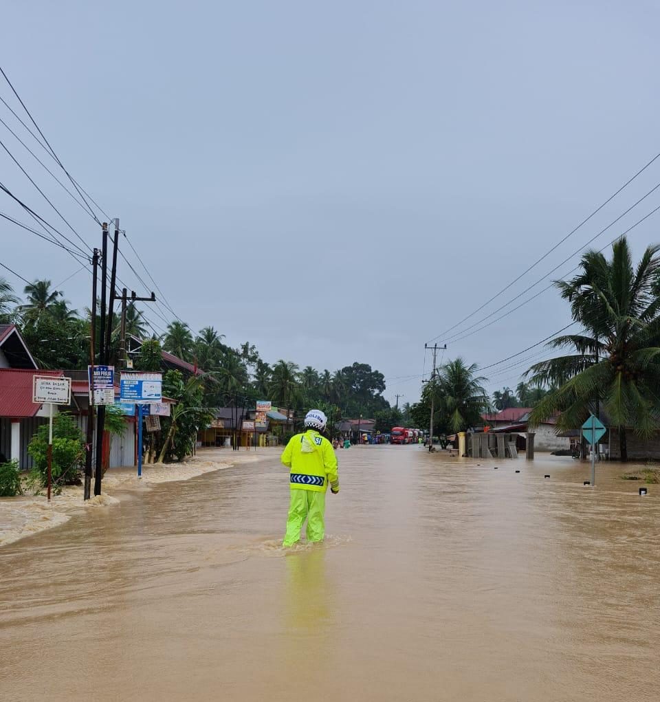 Foto : Banjir di Kota Padang
