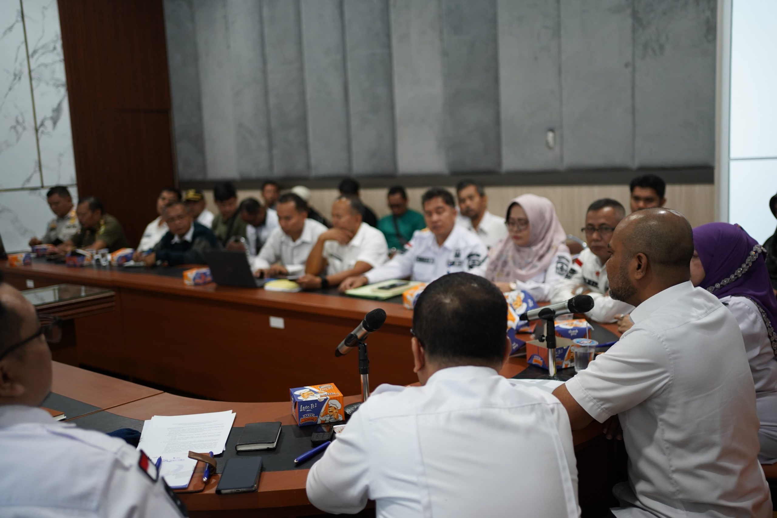 Rapat pembahasan jalan nasional aia dingin kembali batal