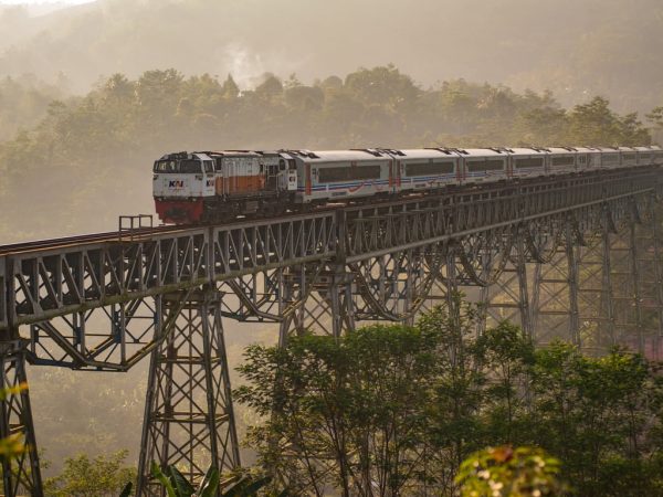 Dukungan Astacita, Peningkatan Kuota BBM Subsidi 2025 Untuk KAI Wujudkan Transportasi Murah dan Ramah Lingkungan