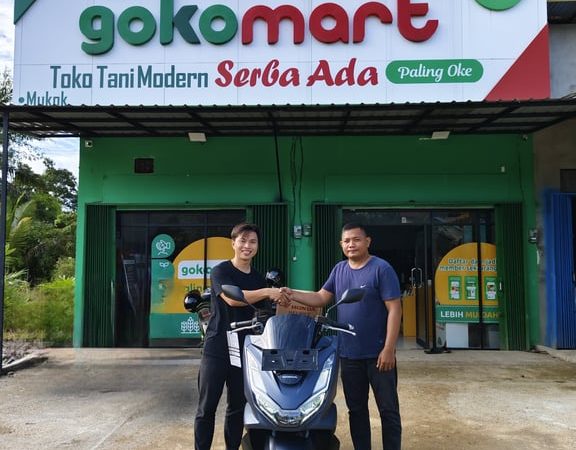 Pesta Gebyar Gila, GokoMart Bagi-Bagi Motor, Emas, dan Jutaan Voucher Belanja di Kalimantan Barat